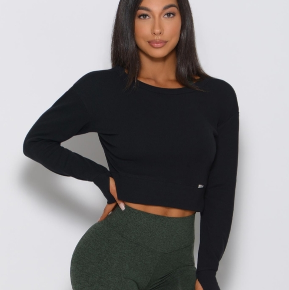 Bombshell Open back pullover - Picture 3 of 4